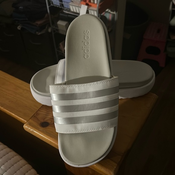 Adidas Adilette Platform Slide Sandals - Picture 1 of 6
